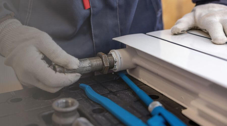 Expert burst pipe repair services in Sheffield Lake, OH